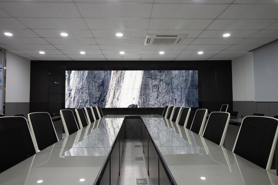 commercial av room